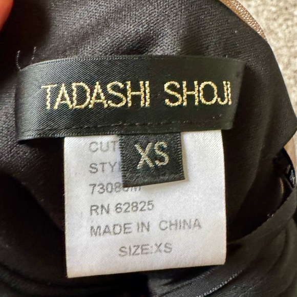 TADASHI SHOJI Black Illusion Ruched Mesh Dress - XS - Elegant Party Look - Picture 15 of 16